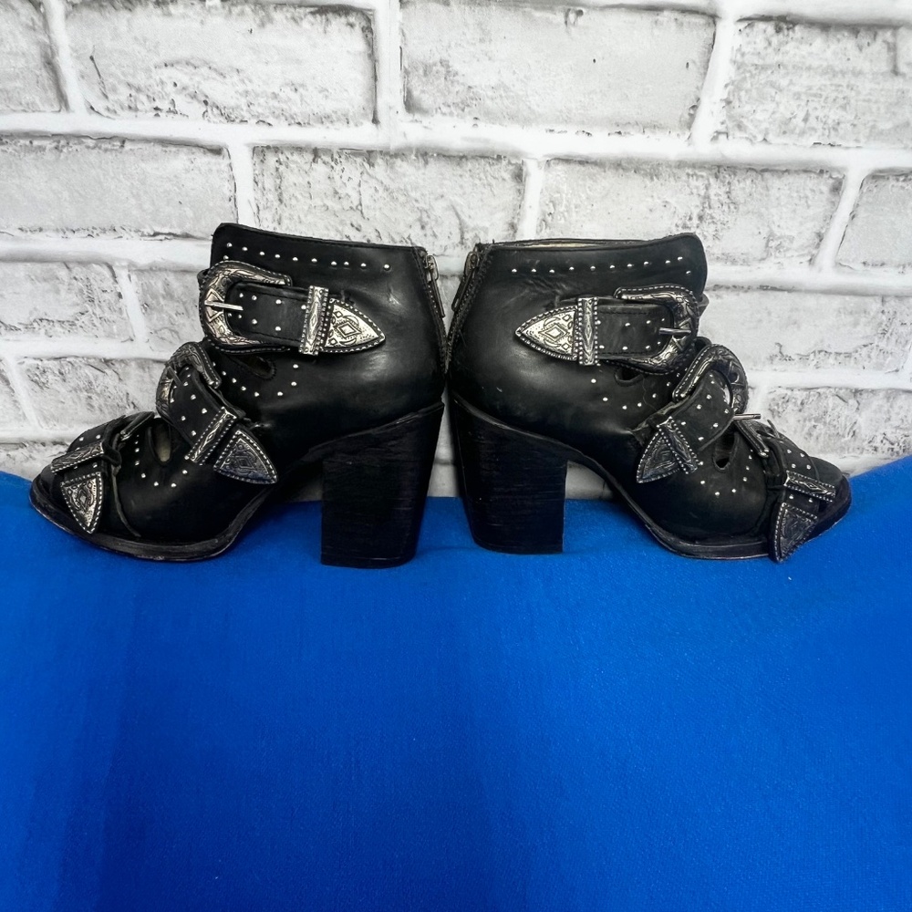 |•FREEBIRD🦅BY STEVEN•| Violet Western/Boho Silver Buckle Bootie - Picture 7 of 15